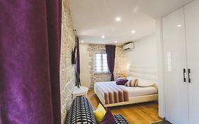 Sir George Luxury Suites